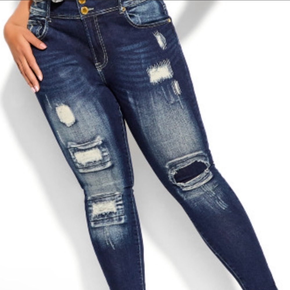 Chic Denim Asha High Rise Skinny Dark Distressed size 22 Petite